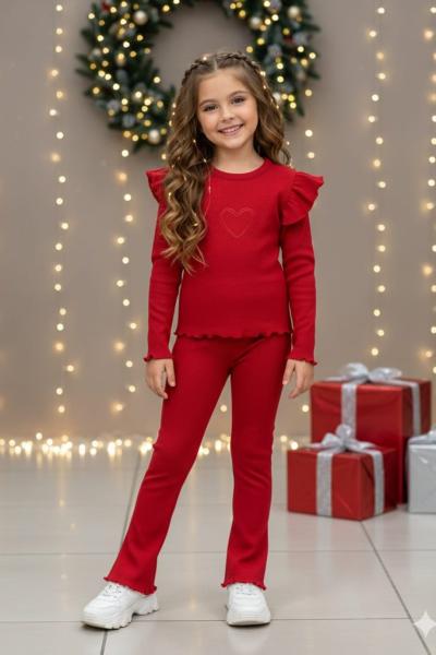 ÜST ORTASI KALP OMUZLARI FIRFIR DETAYLI RİBANA KIZ TAKIM Kırmızı